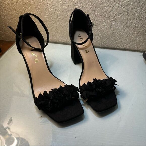 Unisa Size 10 Stack Heel Black Sandals - Picture 1 of 11